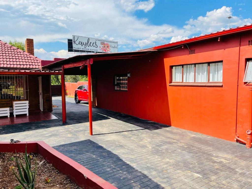 Ithonsi Guesthouse And Spa Kempton Park Exterior foto
